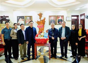 BỆNH VIỆN PHỔI NGHỆ AN THĂM, CHÚC MỪNG GIÁNG SINH 2025 